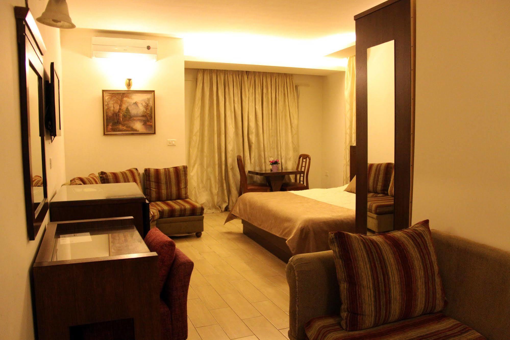 Lamedina Hotel & Resort Джуния Экстерьер фото